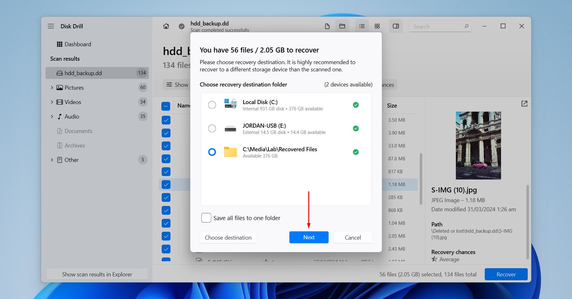 Choosing the recovery location.